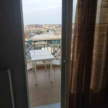 G M 6 Rooms Kentro In The Heart Of The City Larissa Exterior photo