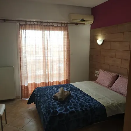 G M 6 Rooms Kentro In The Heart Of The City Larissa Exterior photo