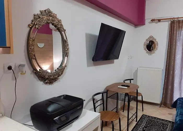 G M 6 Rooms Kentro In The Heart Of The City