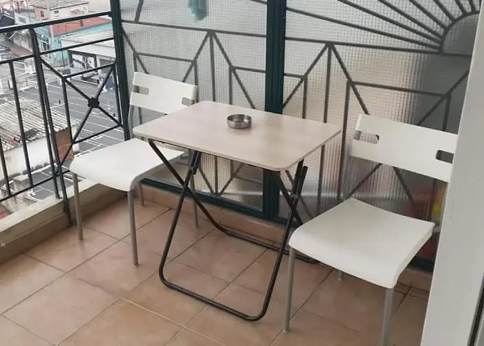 G M 6 Rooms Kentro In The Heart Of The City